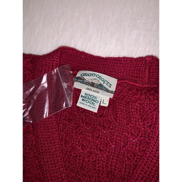 Aran Crafts Women’s cable-knit fuchsia pink cardigan Large W/pockets - Picture 4 of 6